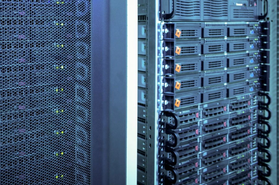 Secure backup for your data across physical, virtual, and SaaS environments.